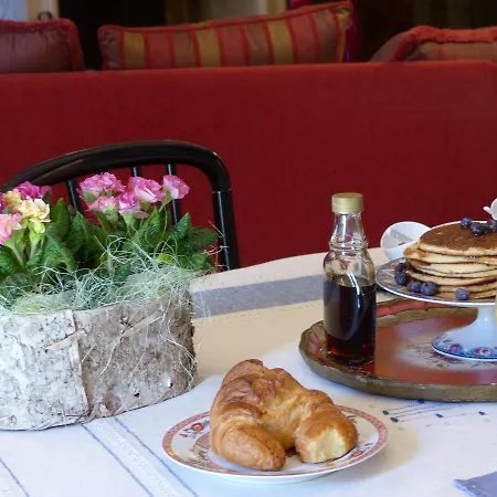 La Mirandole Frühstückspension Foix