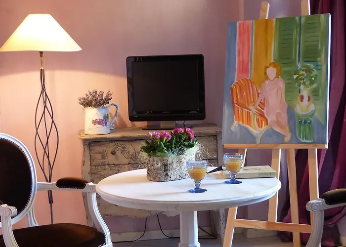 Oda ve Kahvaltı La Mirandole 3*