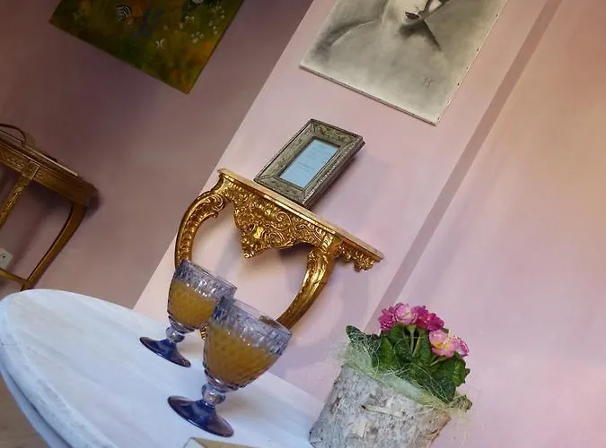 La Mirandole Bed & Breakfast 3*